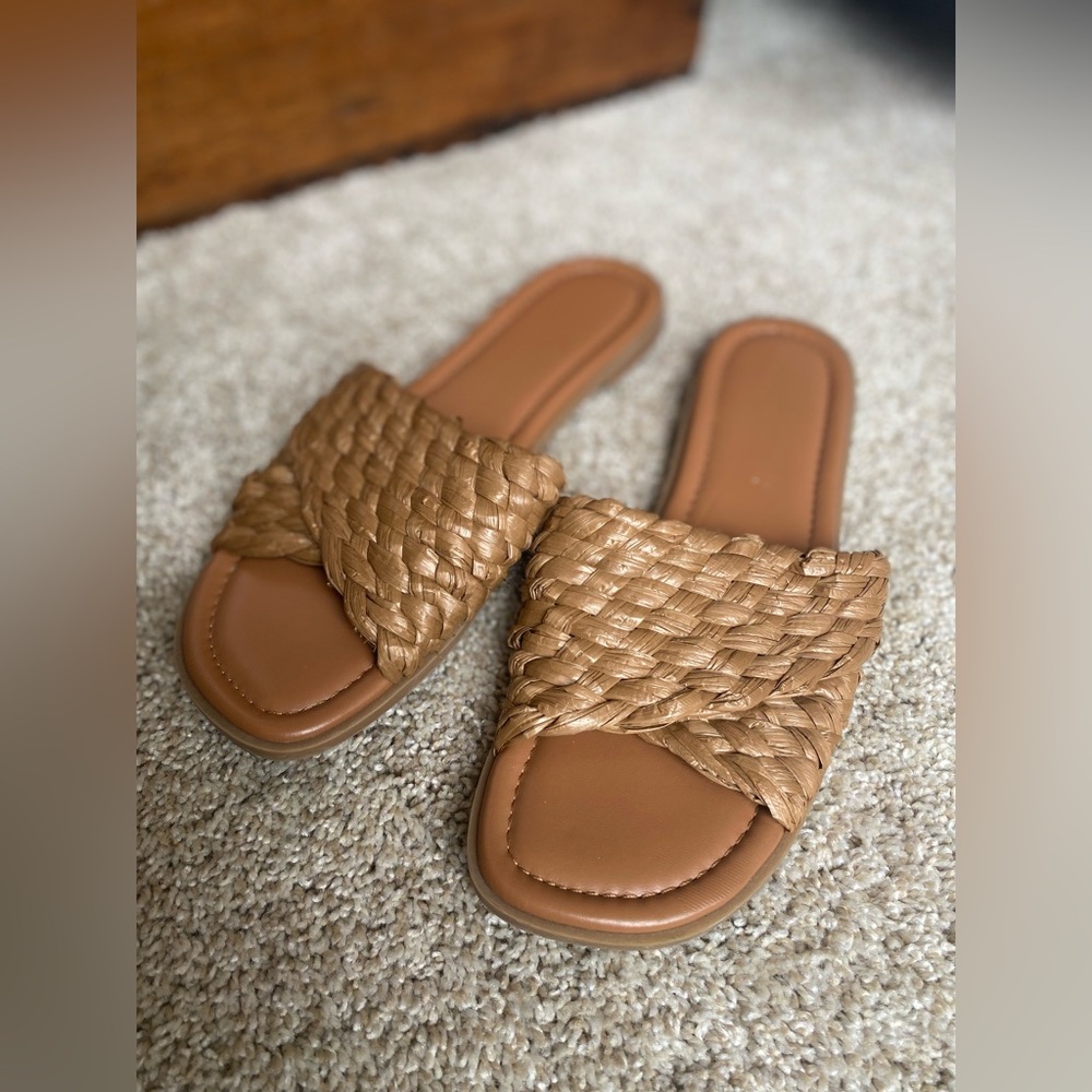 Nine West Flat Woven Slide Sandals Women's Size 9M